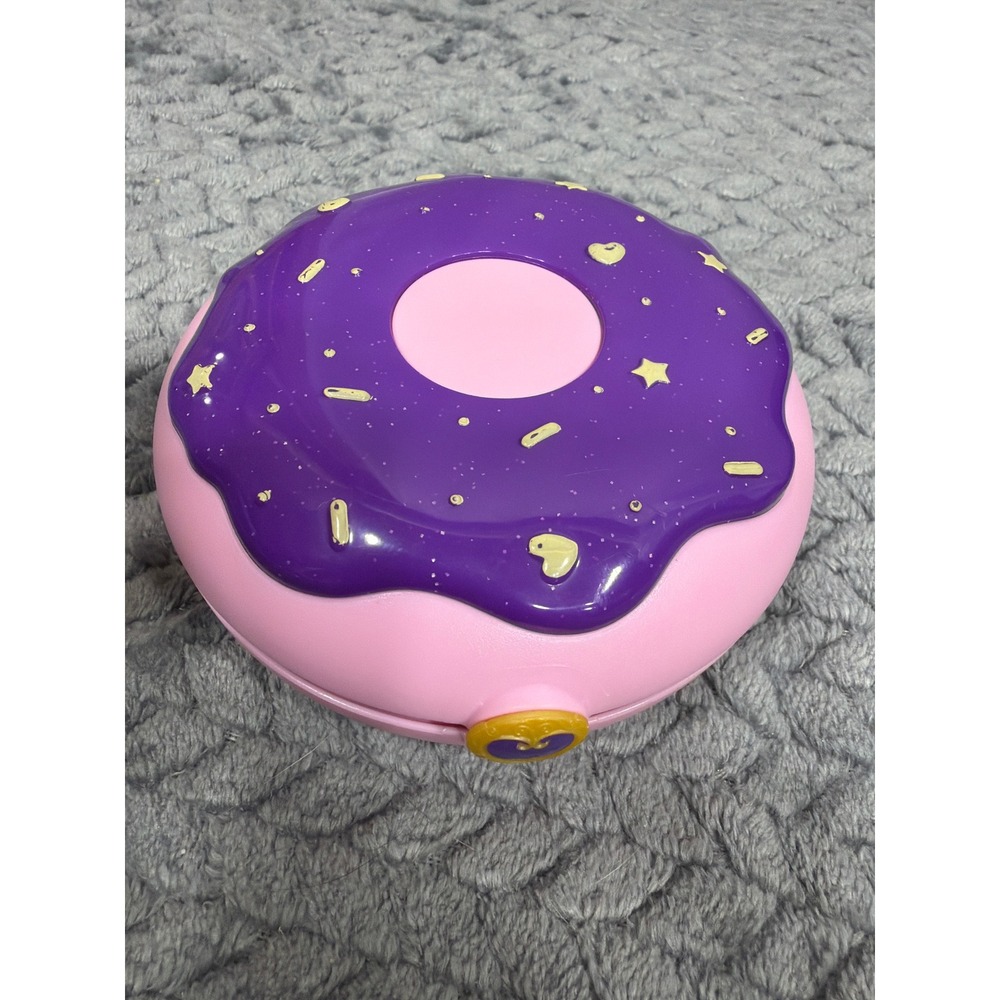 Mattel Polly Pocket Donut Pajama Party Compact Playset GDK82 Pink Purple 2018